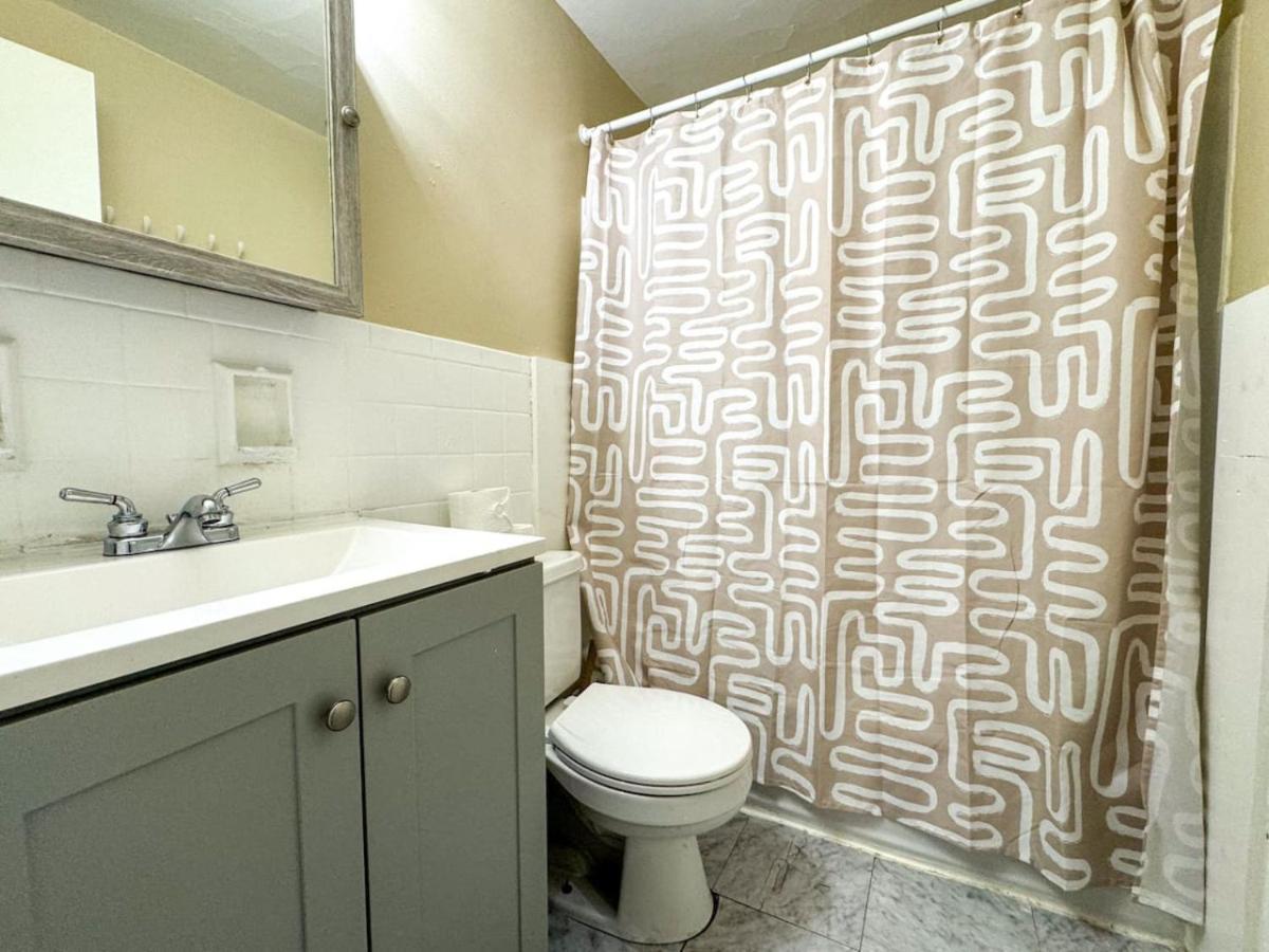 4 Large With 8 Bedrooms And Parking Wifi Apartment